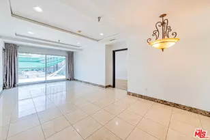 702 S Serrano Ave, Los Angeles, CA 90005 - Photo 7