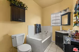 1722 W 79th St, Los Angeles, CA 90047 - Photo 21