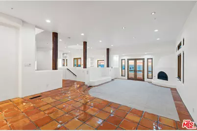 7047 Vista Del Mar Ln, Playa del Rey, CA 90293 - Photo 9