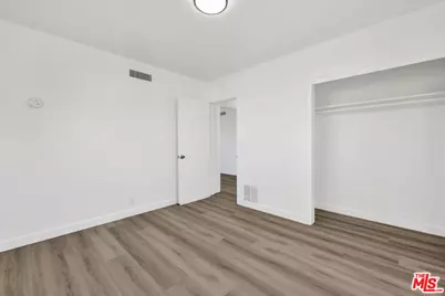 5042 N Glendora Ave, Covina, CA 91724 - Photo 11