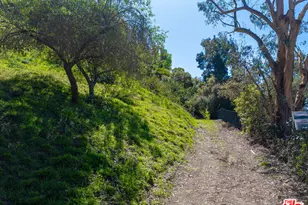1418 Lindacrest Dr, Beverly Hills, CA 90210 - Photo 9