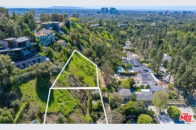 1418 Lindacrest Dr, Beverly Hills, CA 90210 - Photo 15