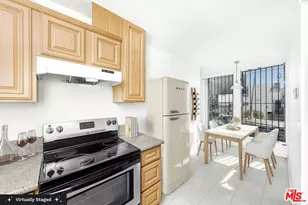 425 S Kenmore Ave, Los Angeles, CA 90020 - Photo 11