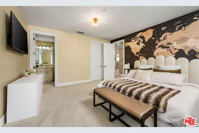 25043 Abercrombie Ln, Calabasas, CA 91302 - Photo 29