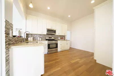 1159 S Norton Ave, Los Angeles, CA 90019 - Photo 17