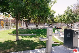 825 E 4th St, Los Angeles, CA 90013 - Photo 27