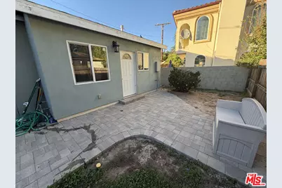 5335 Rhea Ave, Los Angeles, CA 91356 - Photo 1