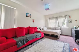 1946 S La Salle Ave, Los Angeles, CA 90018 - Photo 11