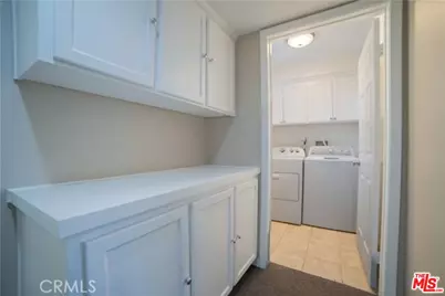 14554 Kittridge St, Van Nuys, CA 91405 - Photo 15