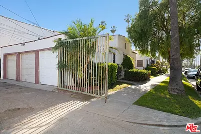 5700 S Gramercy Pl, Los Angeles, CA 90062 - Photo 25