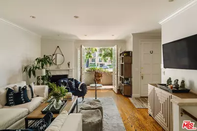 8611 Burton Way #5, Los Angeles, CA 90048 - Photo 3