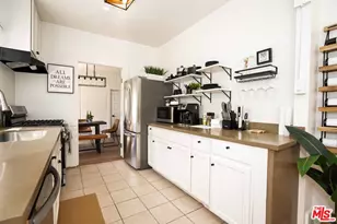 1277 W West Blvd, Los Angeles, CA 90019 - Photo 15