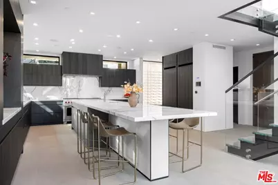 1317 Londonderry Pl, Los Angeles, CA 90069 - Photo 5