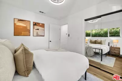 15358 Gault St, Van Nuys, CA 91406 - Photo 19
