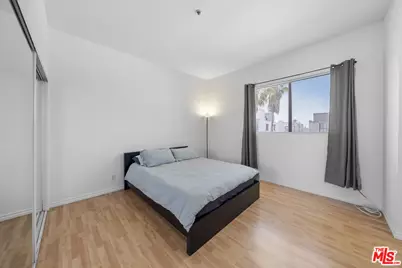 533 S St Andrews Pl #420, Los Angeles, CA 90020 - Photo 11