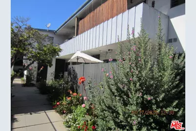 811 S Wilton Pl, Los Angeles, CA 90005 - Photo 3