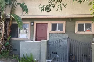 20258 Cohasset St, Winnetka, CA 91306 - Photo 1