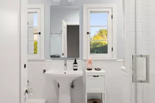 6502 Commodore Sloat Dr, Los Angeles, CA 90048 - Photo 9