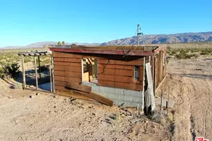 71824 Cove View Rd, Twentynine Palms, CA 92277 - Photo 11