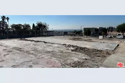 912 E Altadena Dr, Altadena, CA 91001 - Photo 1