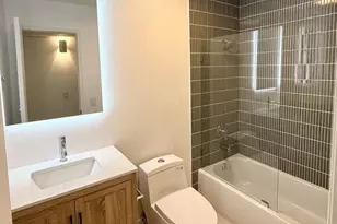 18350 Hatteras St, Tarzana, CA 91356 - Photo 9