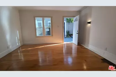 1118 Sanborn Ave, Los Angeles, CA 90029 - Photo 9