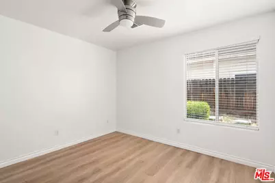 10711 Four Bears Dr, Bakersfield, CA 93312 - Photo 19