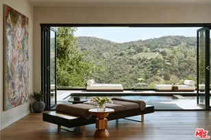 2442 Banyan Dr, Los Angeles, CA 90049 - Photo 1