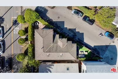 2504 Ocean Ave, Venice, CA 90291 - Photo 31