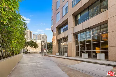 801 S Grand Ave #1508, Los Angeles, CA 90017 - Photo 43