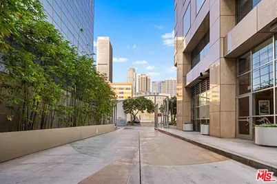 801 S Grand Ave #1508, Los Angeles, CA 90017 - Photo 41