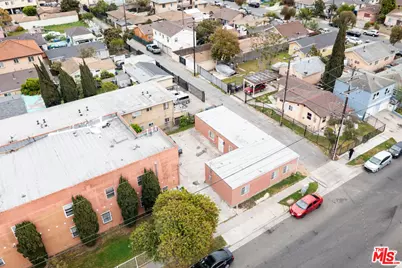 1152 W 88th St, Los Angeles, CA 90044 - Photo 17