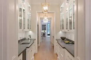 2333 Mandeville Canyon Rd, Los Angeles, CA 90049 - Photo 9