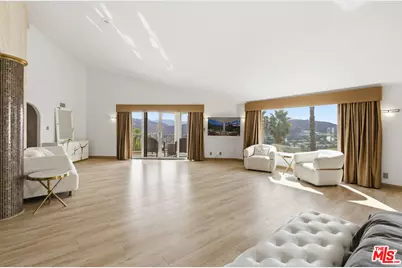 24366 La Masina Ct, Calabasas, CA 91302 - Photo 33