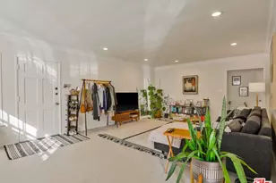 438 S Palm Dr, Beverly Hills, CA 90212 - Photo 5