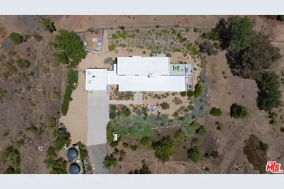 34067 Mulholland Hwy, Malibu, CA 90265 - Photo 7