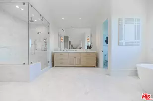 1072 Amalfi Dr, Pacific Palisades, CA 90272 - Photo 33