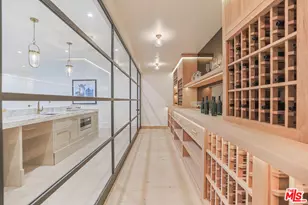 1072 Amalfi Dr, Pacific Palisades, CA 90272 - Photo 19