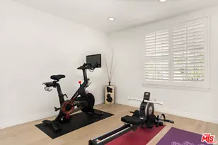 24762 Via Pradera, Calabasas, CA 91302 - Photo 17
