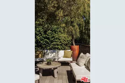 2409 N Vermont Ave, Los Angeles, CA 90027 - Photo 35