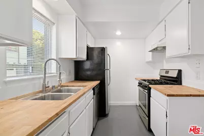 427 Sherman Canal, Venice, CA 90291 - Photo 5