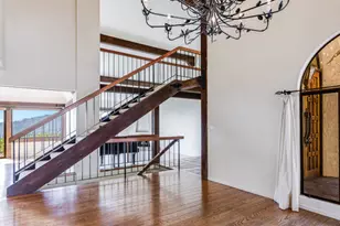 1382 Edgehill Pl, Pasadena, CA 91103 - Photo 13