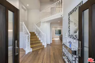 15916 Daniel Ln, Encino, CA 91436 - Photo 3