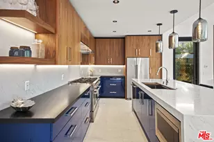 212 Bay St, Santa Monica, CA 90405 - Photo 13