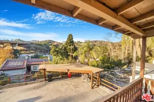 2070 Lilac Ln, Glendale, CA 91206 - Photo 31