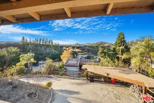2070 Lilac Ln, Glendale, CA 91206 - Photo 35