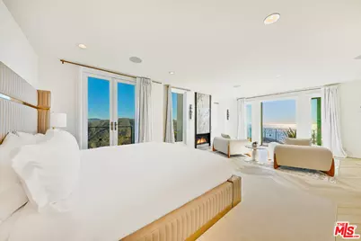 10502 Yellow Hill Rd, Malibu, CA 90265 - Photo 15