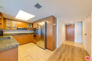 13700 Marina Pointe Dr, Marina del Rey, CA 90292 - Photo 13