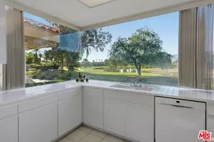 31 Pebble Beach Dr, Rancho Mirage, CA 92270 - Photo 13