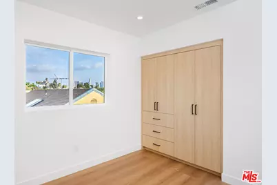 726 Robinson St, Los Angeles, CA 90026 - Photo 13